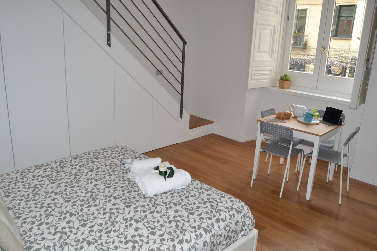 Via Roma Apartment Deluxe Салерно Экстерьер фото